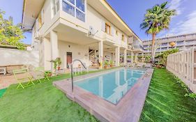 Vivienda Con Piscina A 300 Metros De La Playa